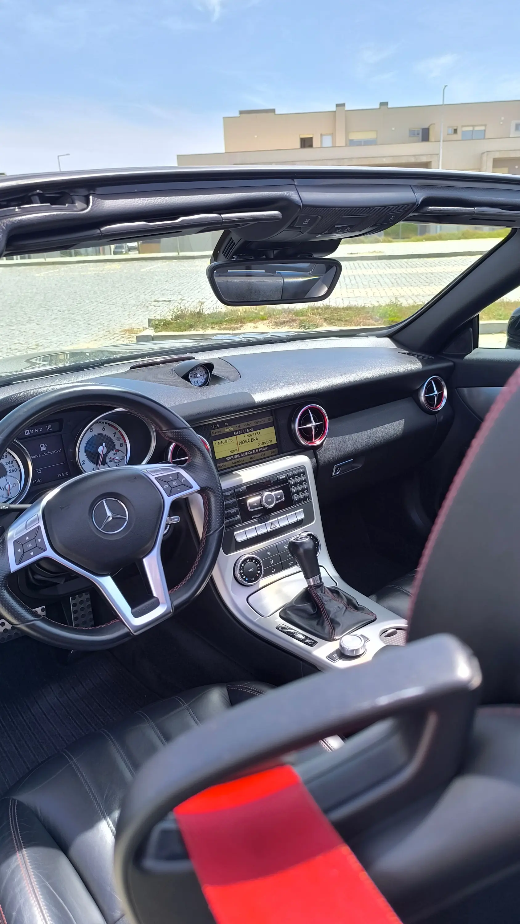 Mercedes-Benz SLK 250 (BlueEFFICIENCY) 7G-TRONIC 18