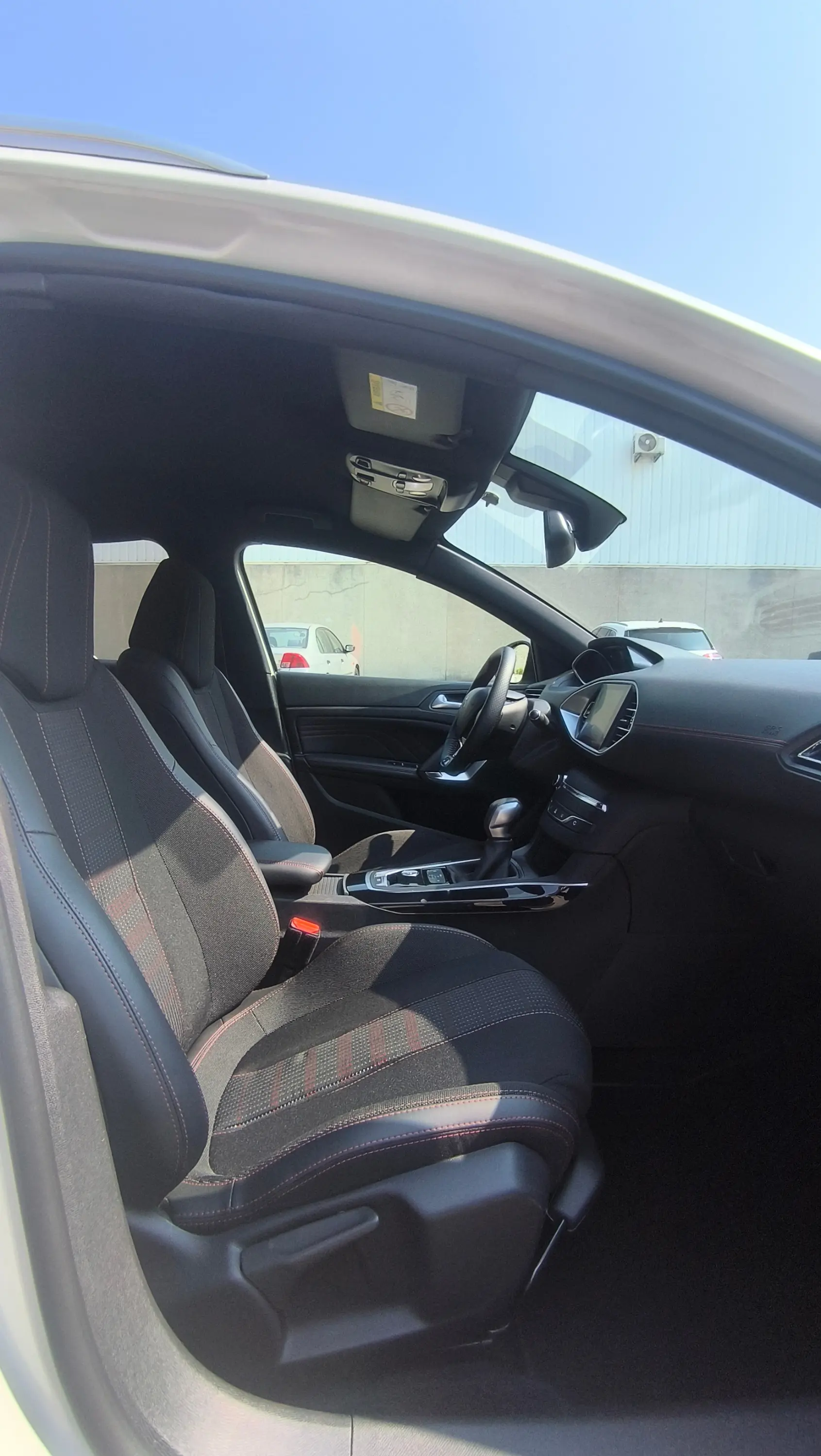 Peugeot 308 SW PureTech 130 EAT6 Stop & Start GT-Line Edition 17