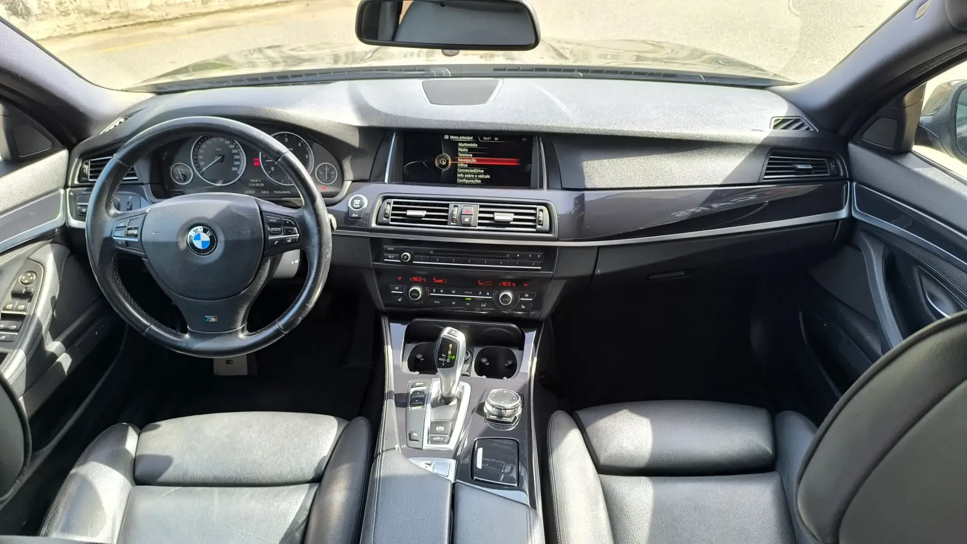 BMW 530 d Pack M Auto 13