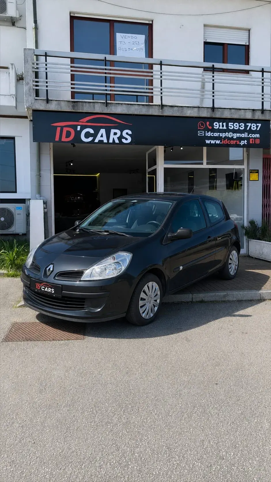 Renault Clio 1.2 16V Confort 1