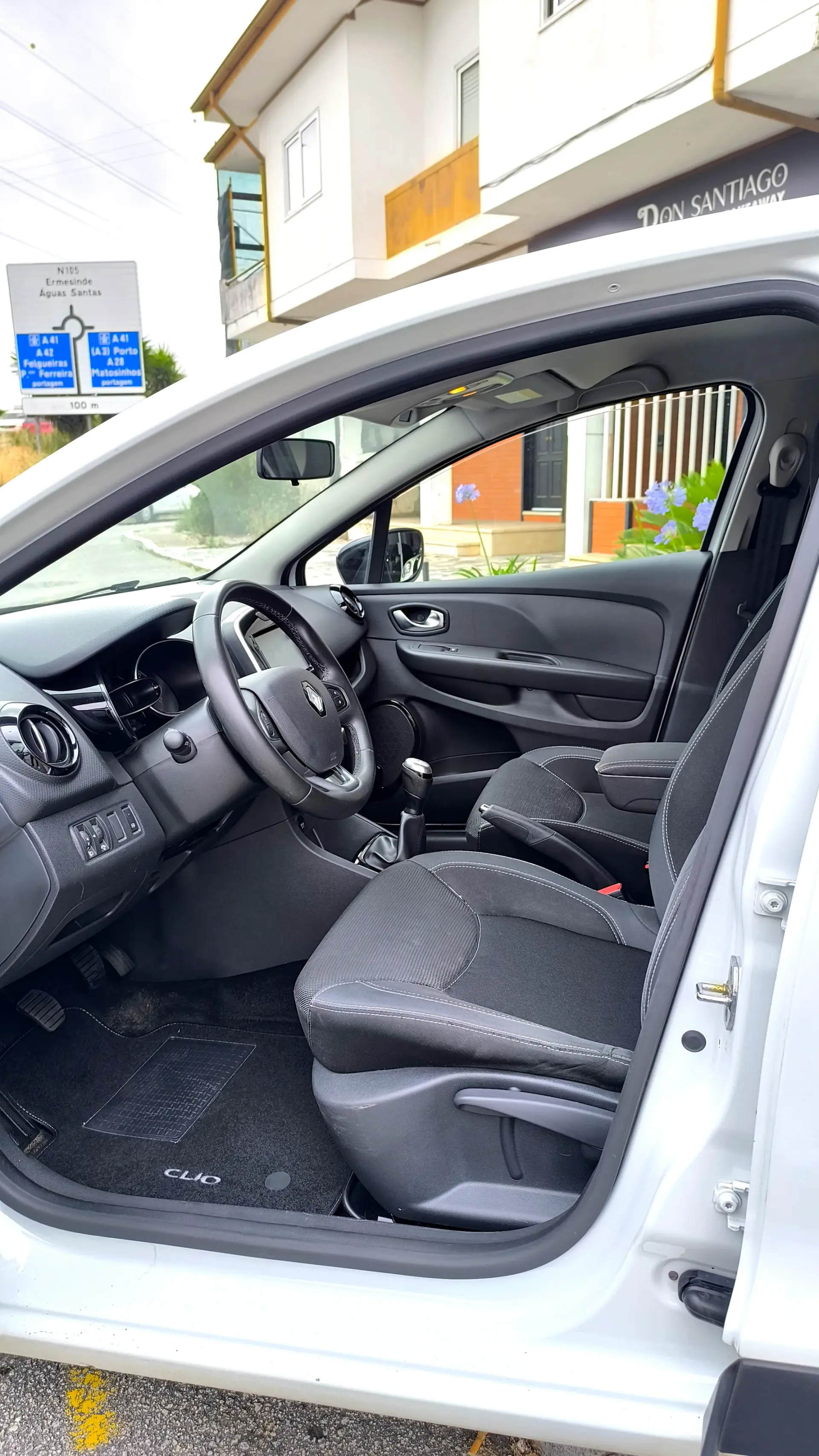 Renault Clio 0.9 TCe Limited 12