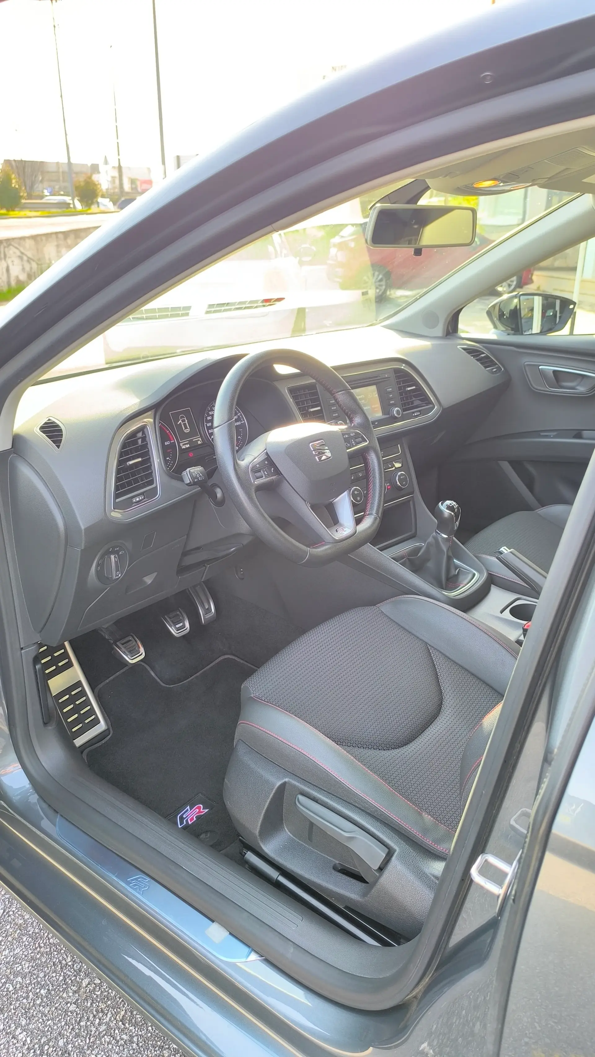 SEAT Leon 2.0 TDi FR S/S 6