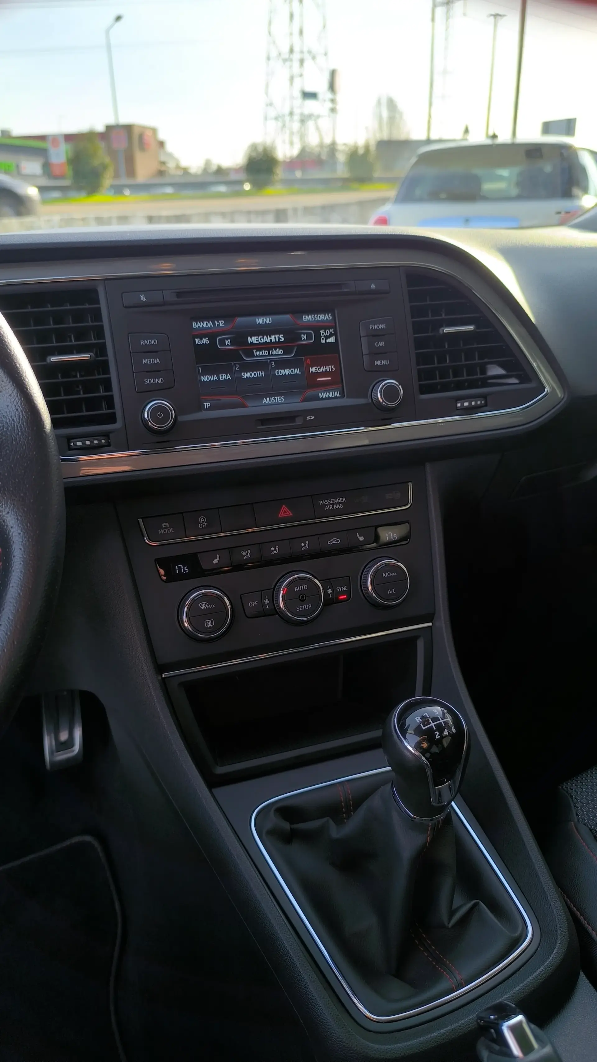 SEAT Leon 2.0 TDi FR S/S 10