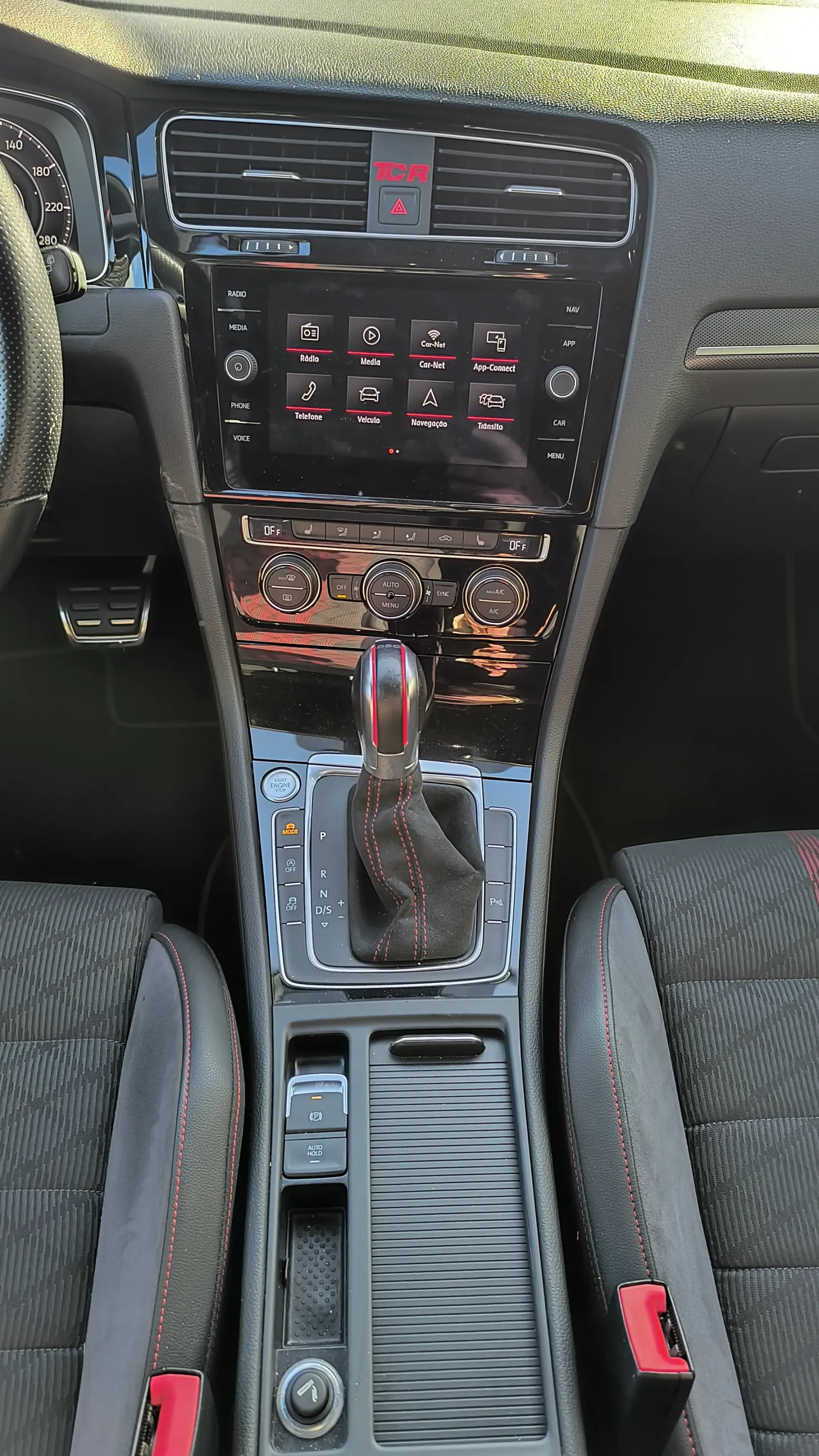 Volkswagen Golf 2.0 TSI TCR DSG 24