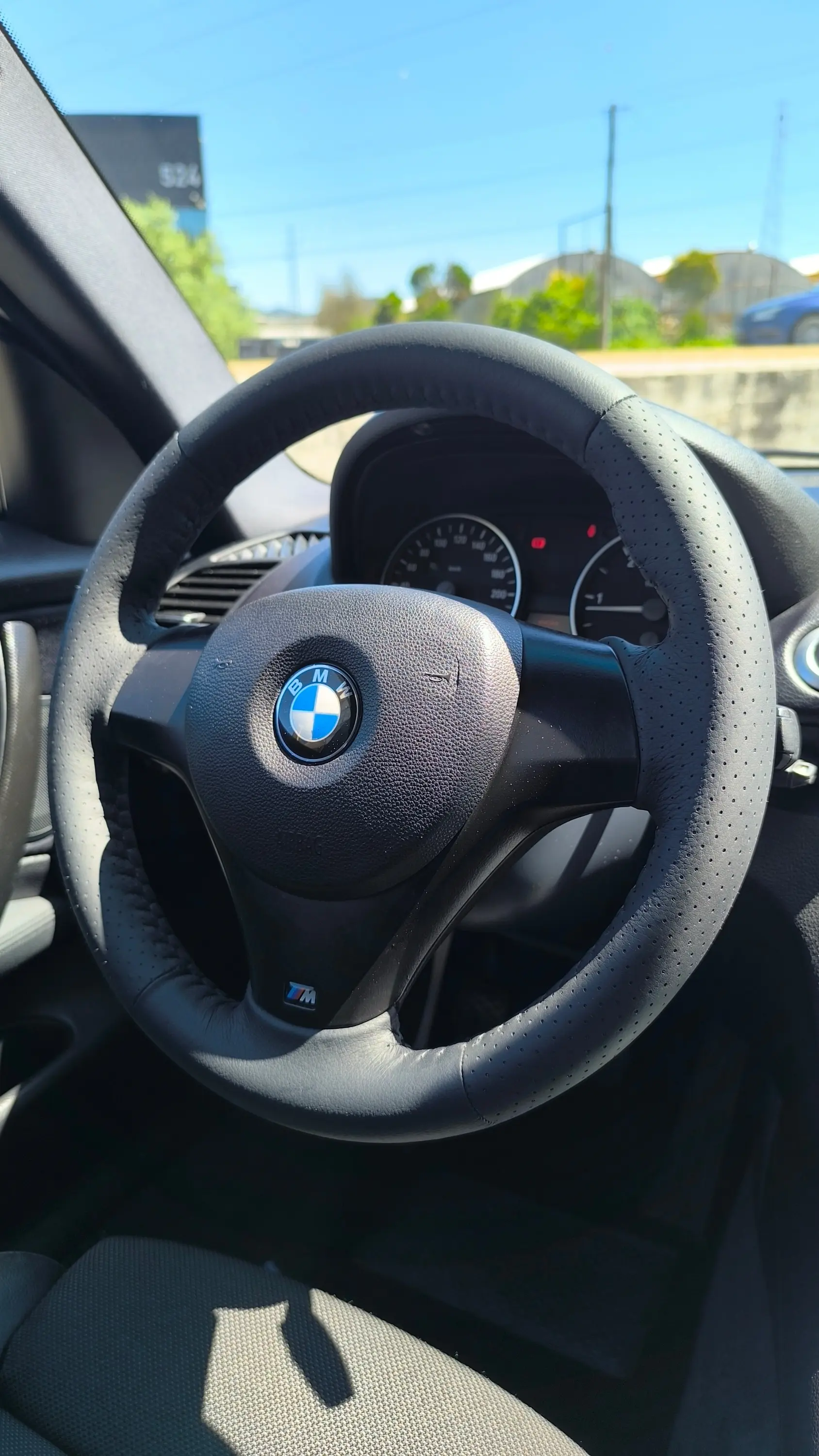 BMW 118 d Limited Edition Lifestyle c/ M Sport Pack 16