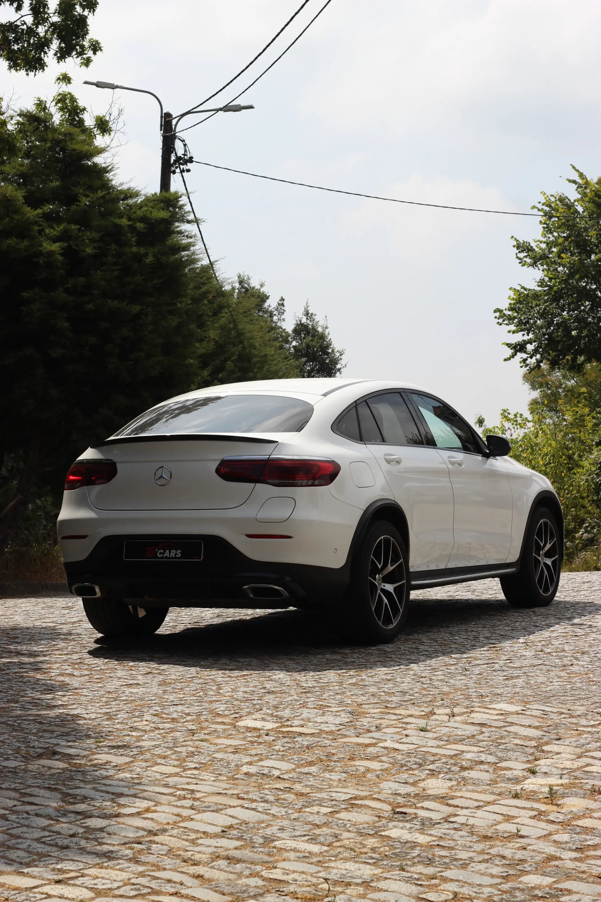 Mercedes-Benz GLC 300 e Coupé 4Matic 8