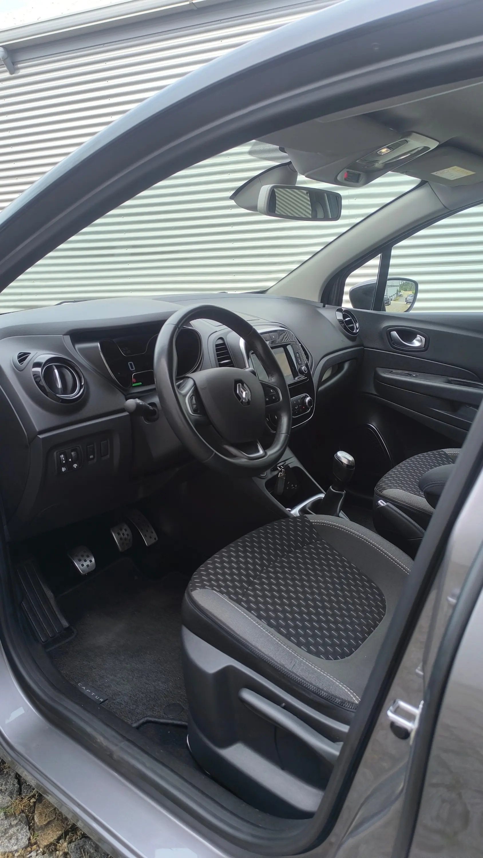 Renault Captur ENERGY TCe 90 Experience 8