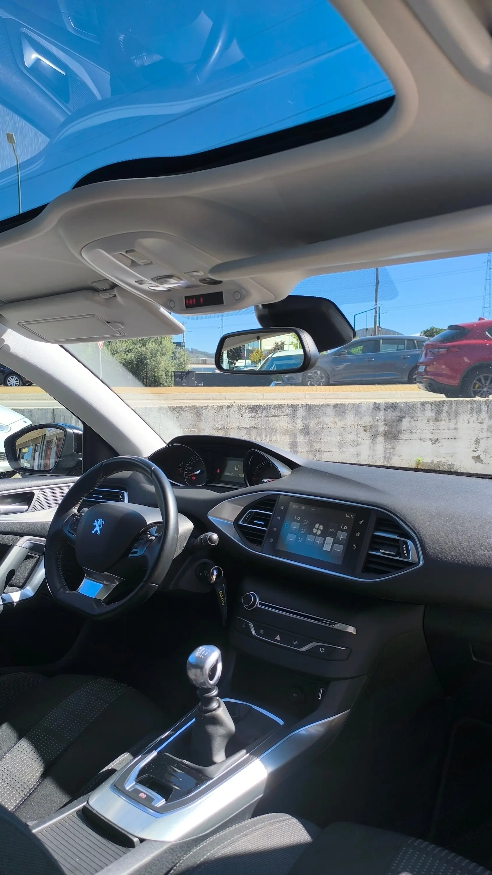Peugeot 308 1.6 BlueHDi Allure J17 9