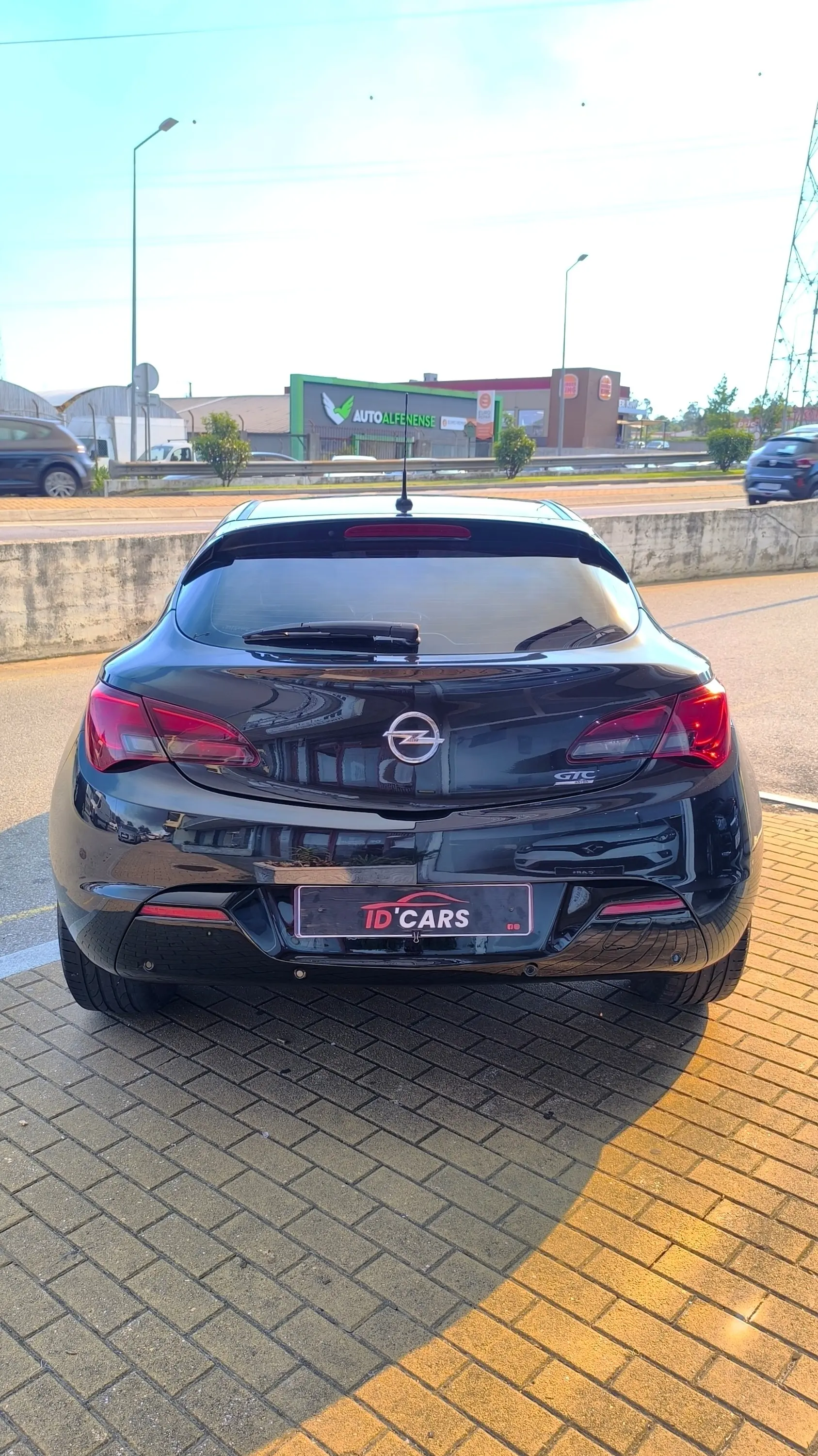 Opel Astra GTC 1.7 CDTI DPF Cosmo 8