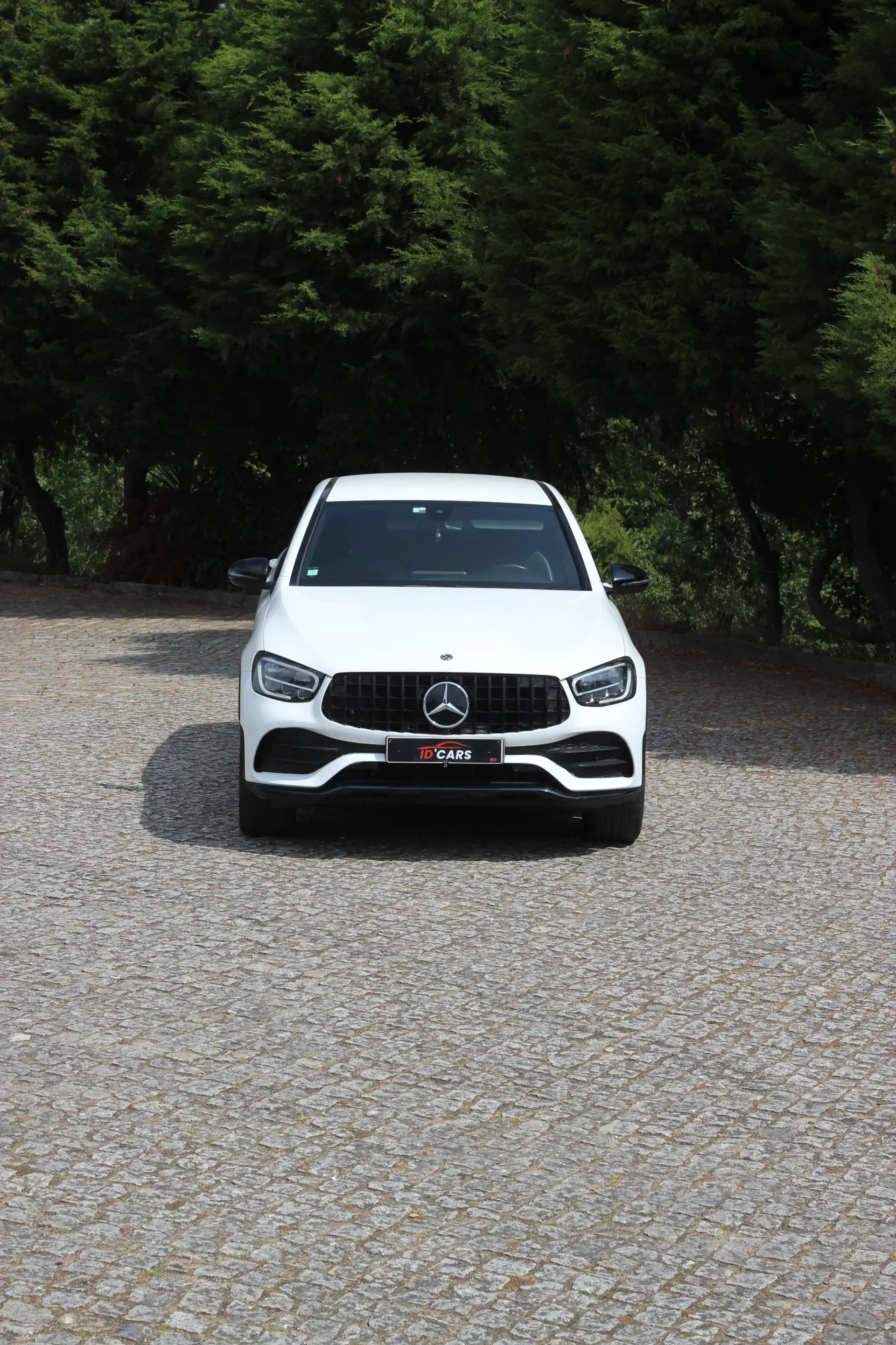 Mercedes-Benz GLC 300 e Coupé 4Matic 14