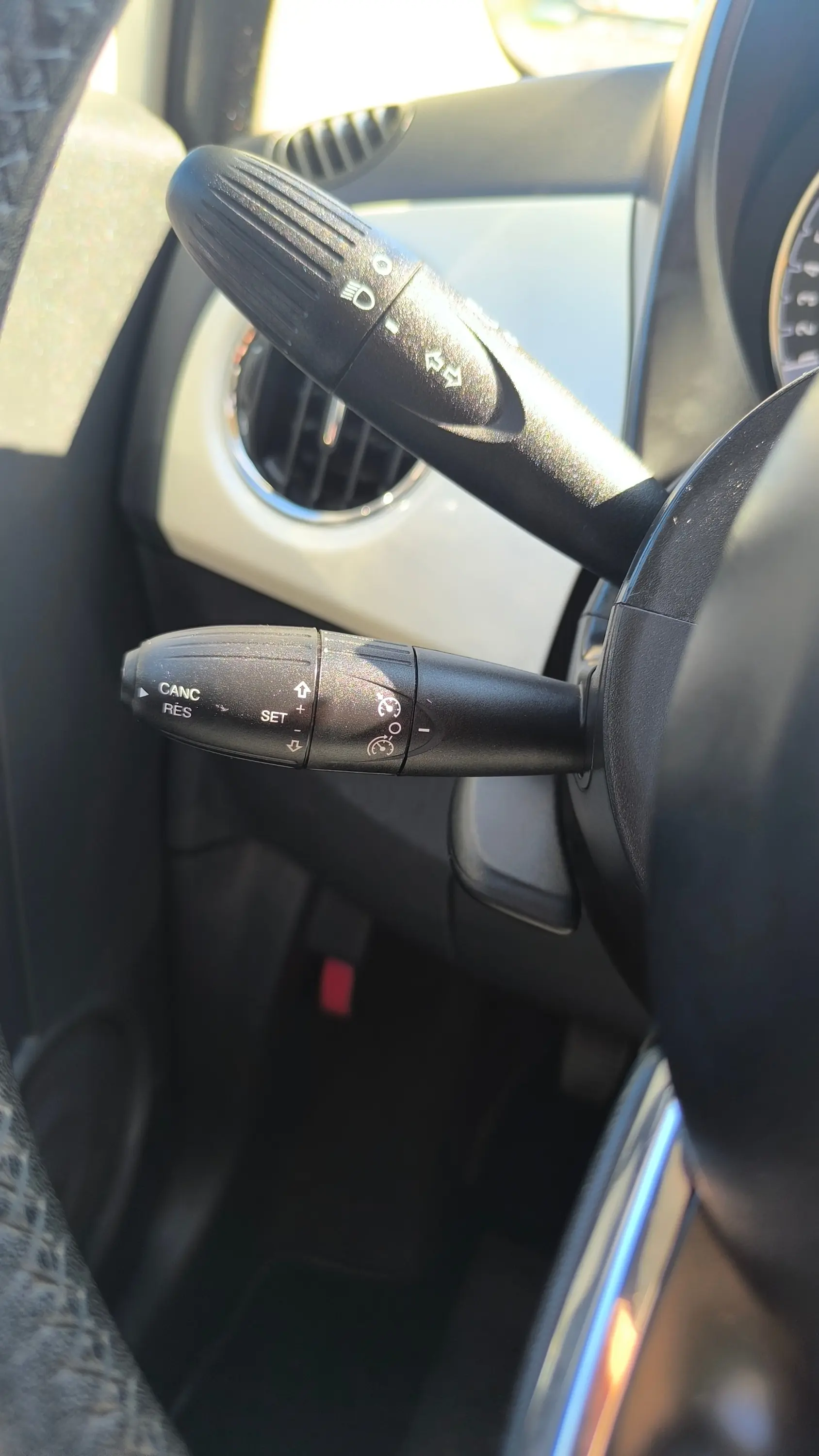 Fiat 500 0.9 8V TwinAir S&S Lounge 27