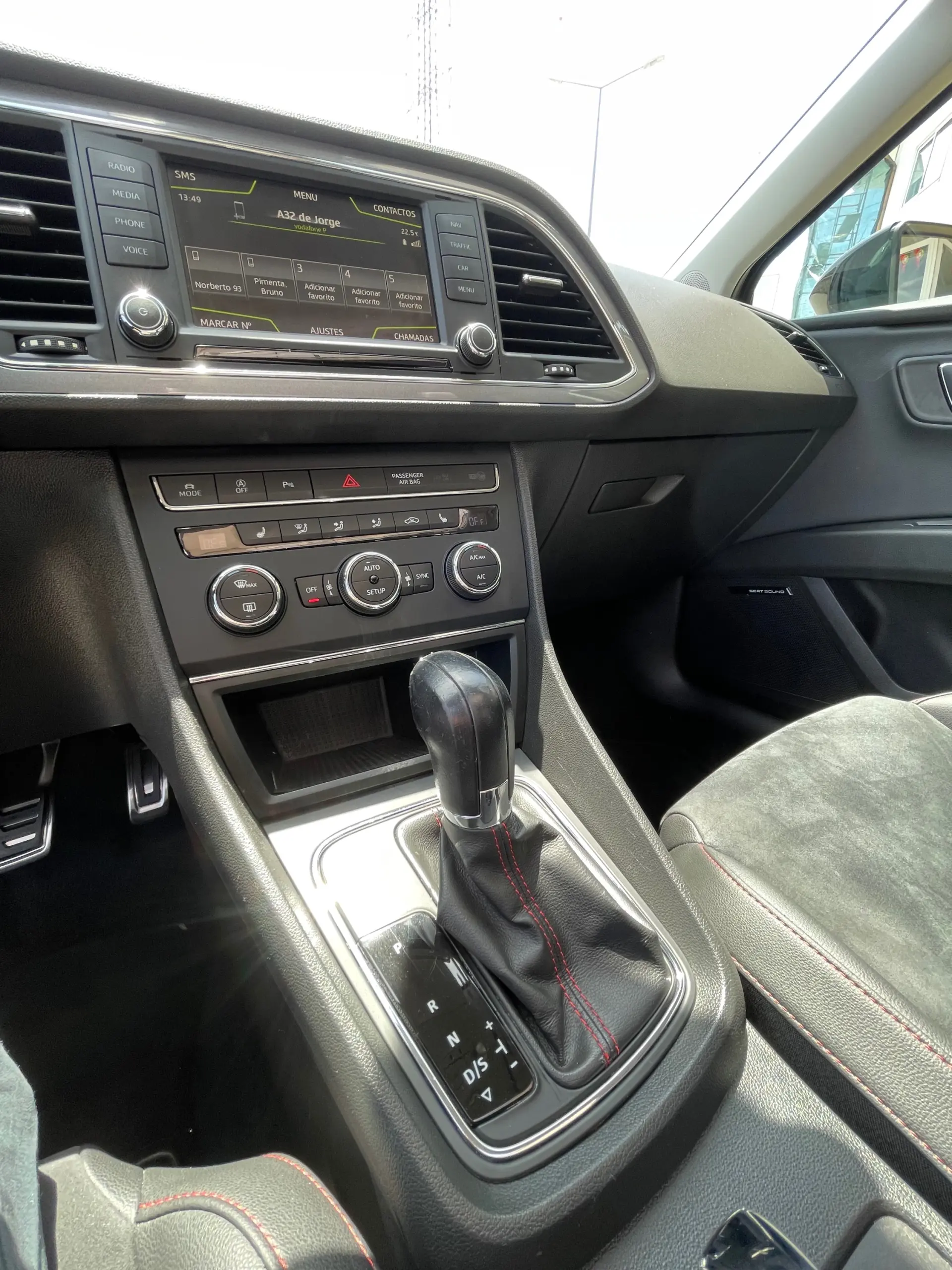 SEAT Leon ST 2.0 TDI DPF DSG FR 31