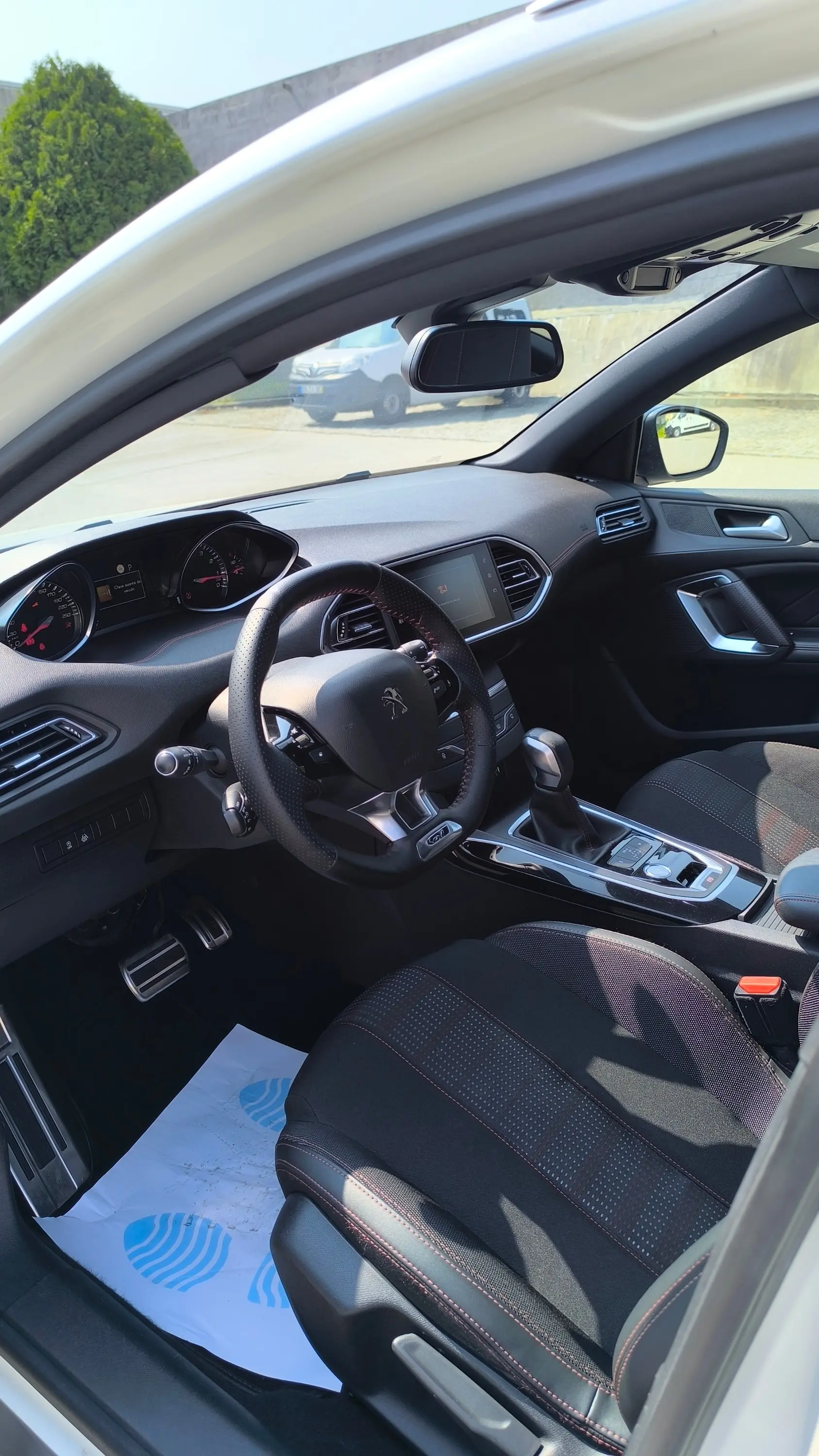 Peugeot 308 SW PureTech 130 EAT6 Stop & Start GT-Line Edition 13
