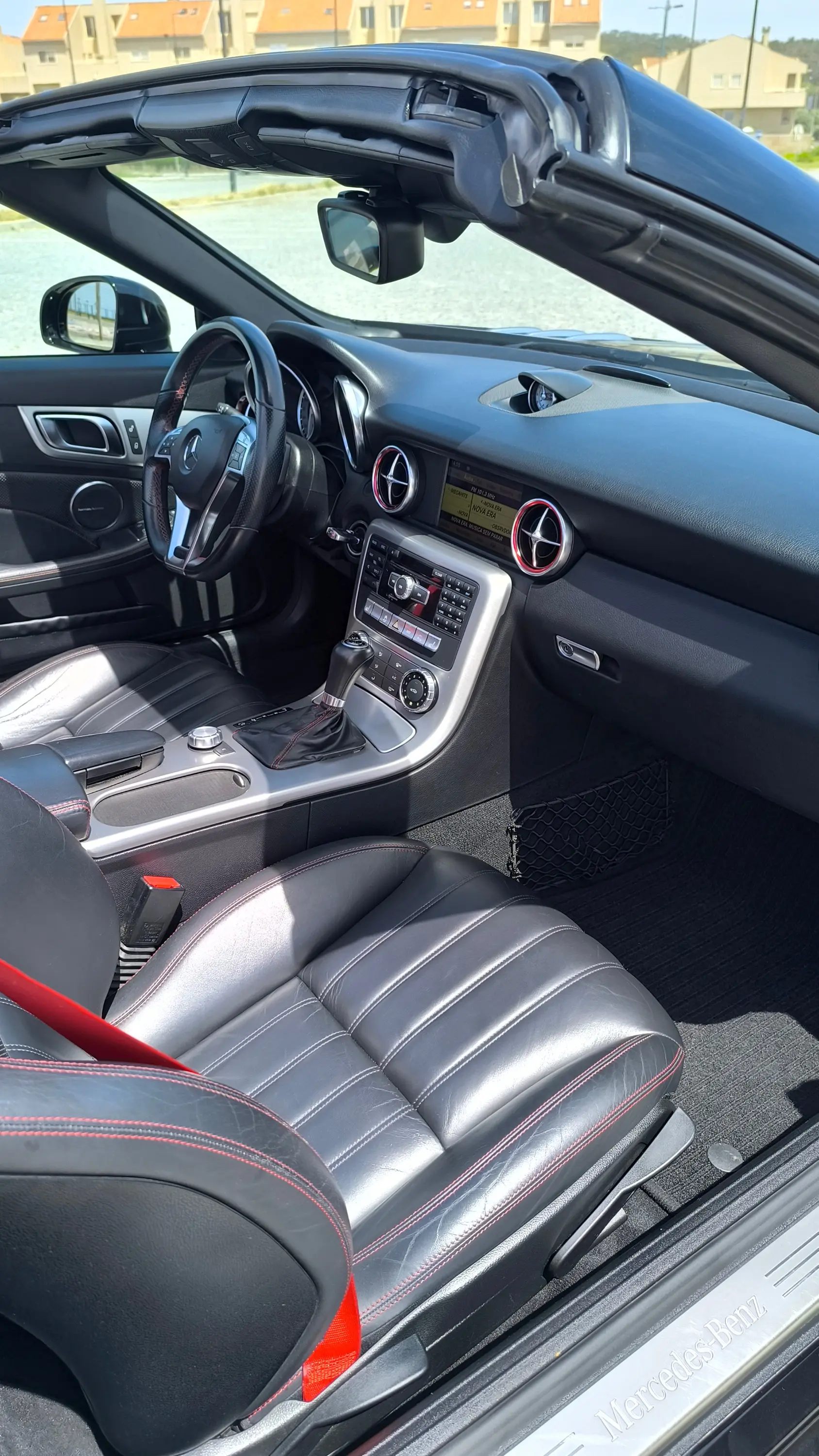Mercedes-Benz SLK 250 (BlueEFFICIENCY) 7G-TRONIC 21