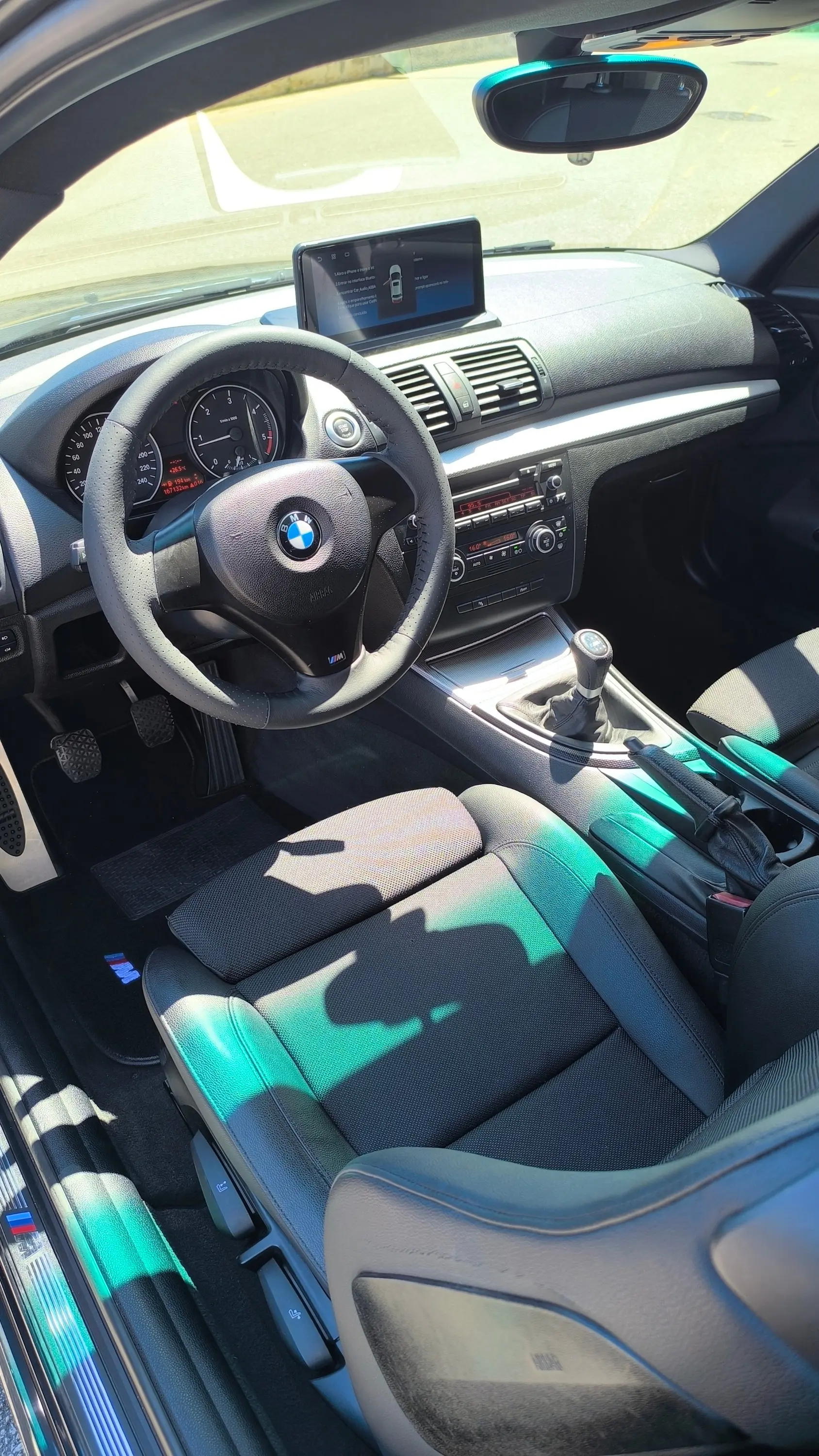 BMW 118 d Limited Edition Lifestyle c/ M Sport Pack 10
