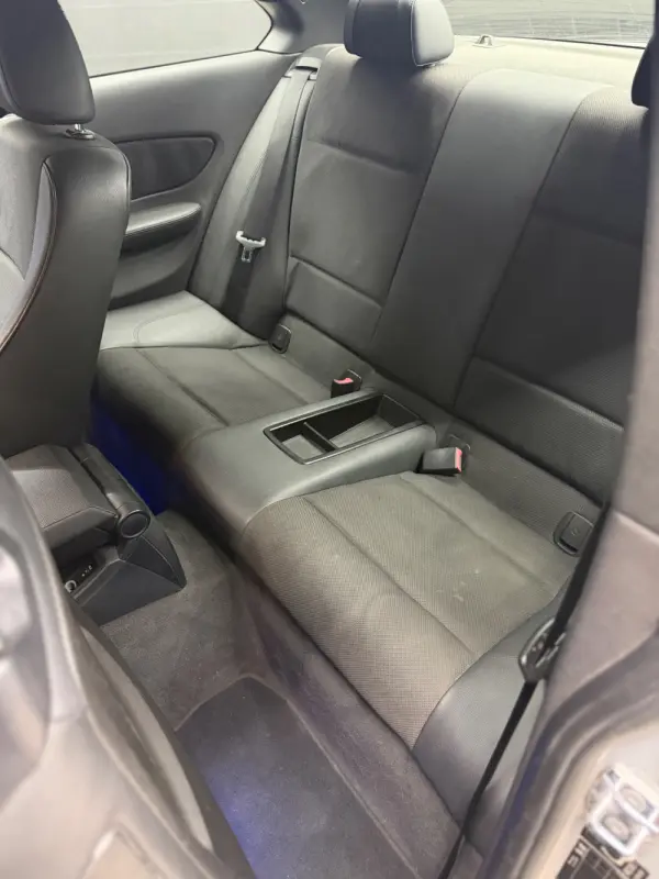 BMW 123 d Limited Edition Lifestyle c/ M Sport Pack 12