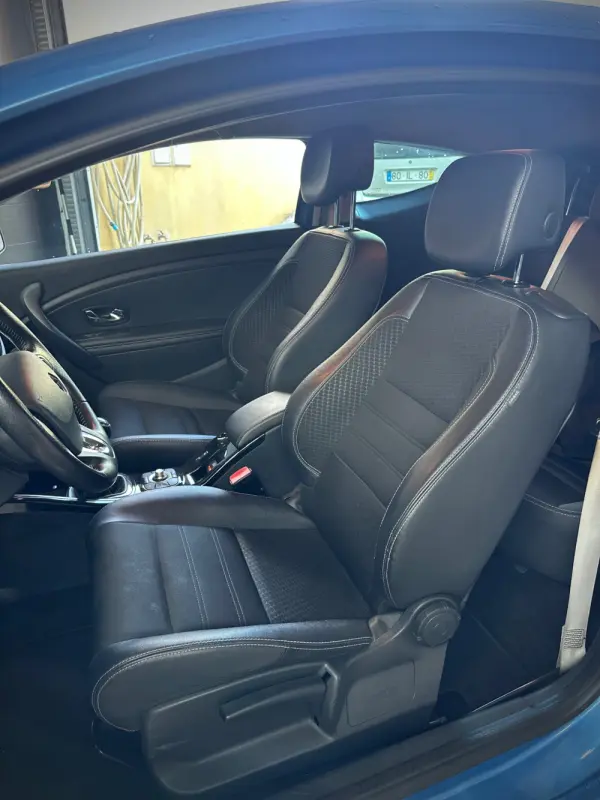 Renault Mégane Coupe Energy dCi 130 FAP Start & Stop Bose Edition 6