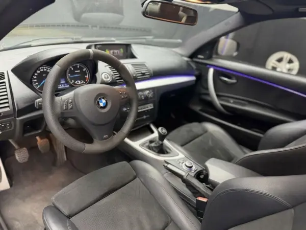 BMW 123 d 9