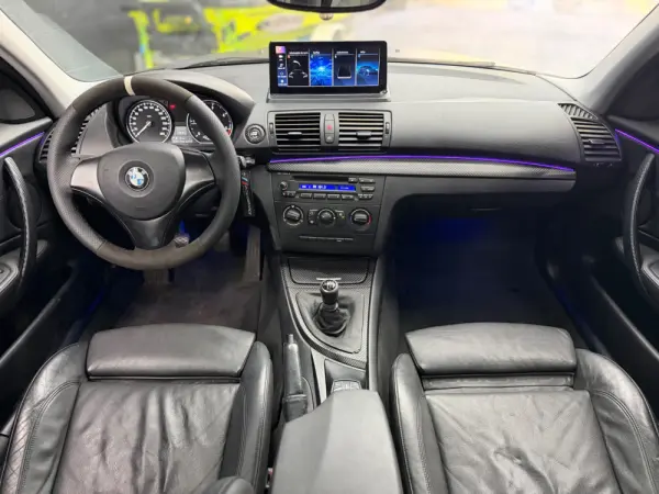 BMW 123 d 8