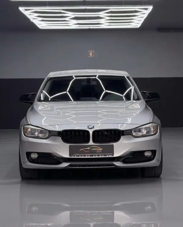 BMW 318 d Aut. 4
