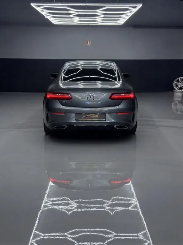 Mercedes-Benz E 300 d AMG Line Aut. 4