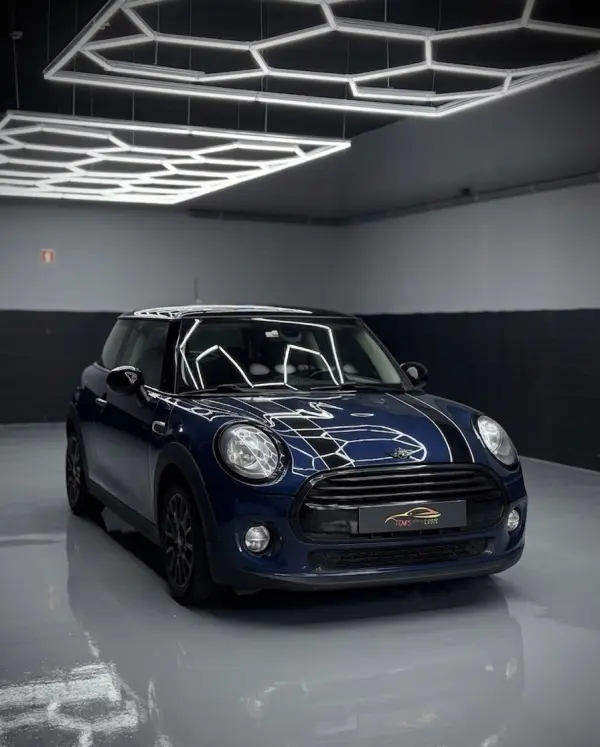 MINI 3 Portas Cooper D Auto 3
