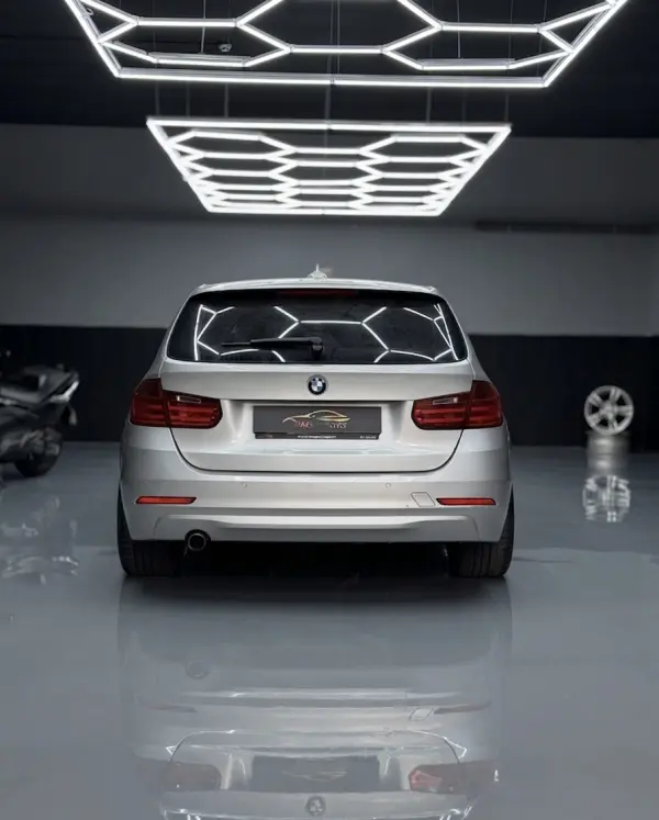 BMW 318 d Aut. 5