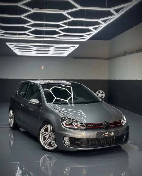 Volkswagen Golf 2.0 GTI DSG 2