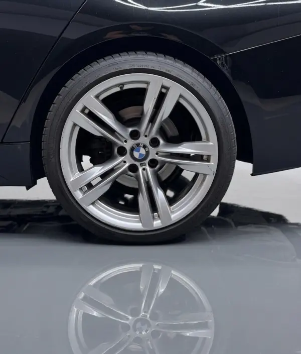 BMW 320 d 7