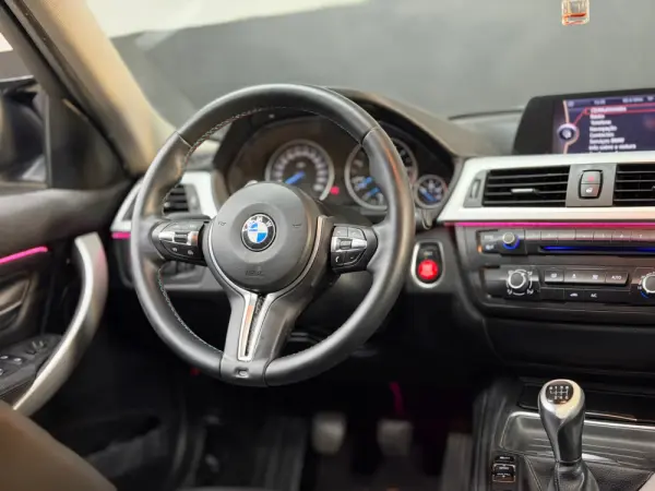 BMW 320 d 9