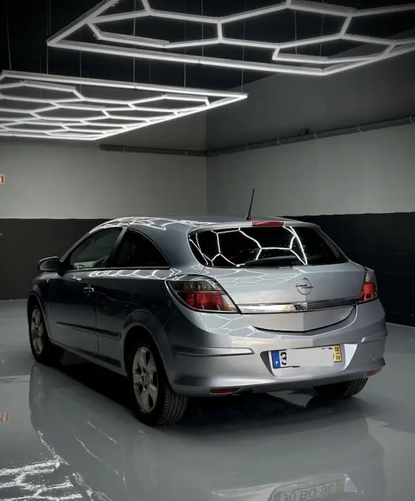 Opel Astra GTC 5