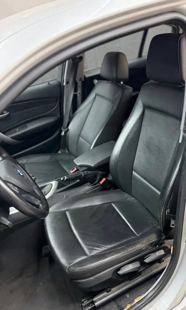 BMW 118 d Line Sport 7