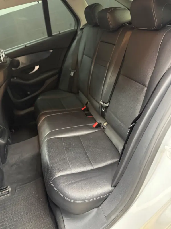 Mercedes-Benz C 180 BlueTEC AMG Line 9