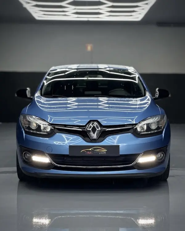 Renault Mégane Coupe Energy dCi 130 FAP Start & Stop Bose Edition 2
