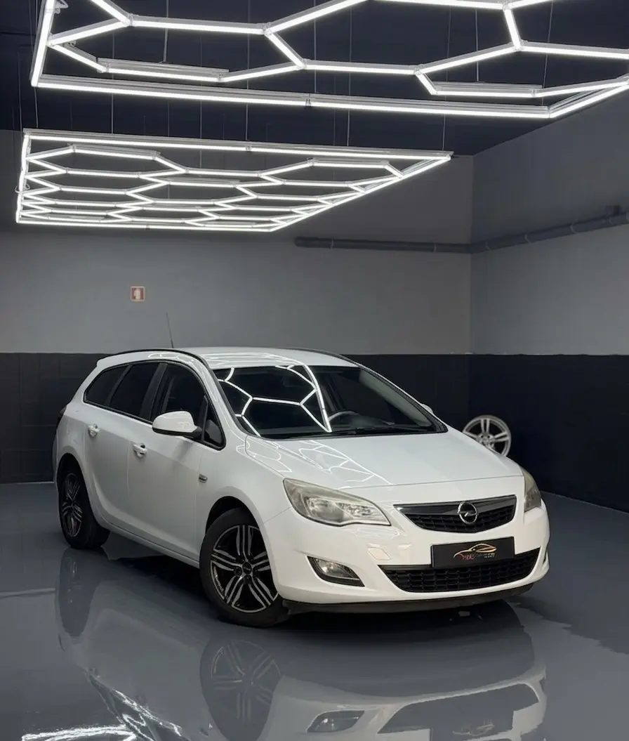 Opel Astra Sports Tourer 1.3 CDTI DPF Sports Tourer Edition 2