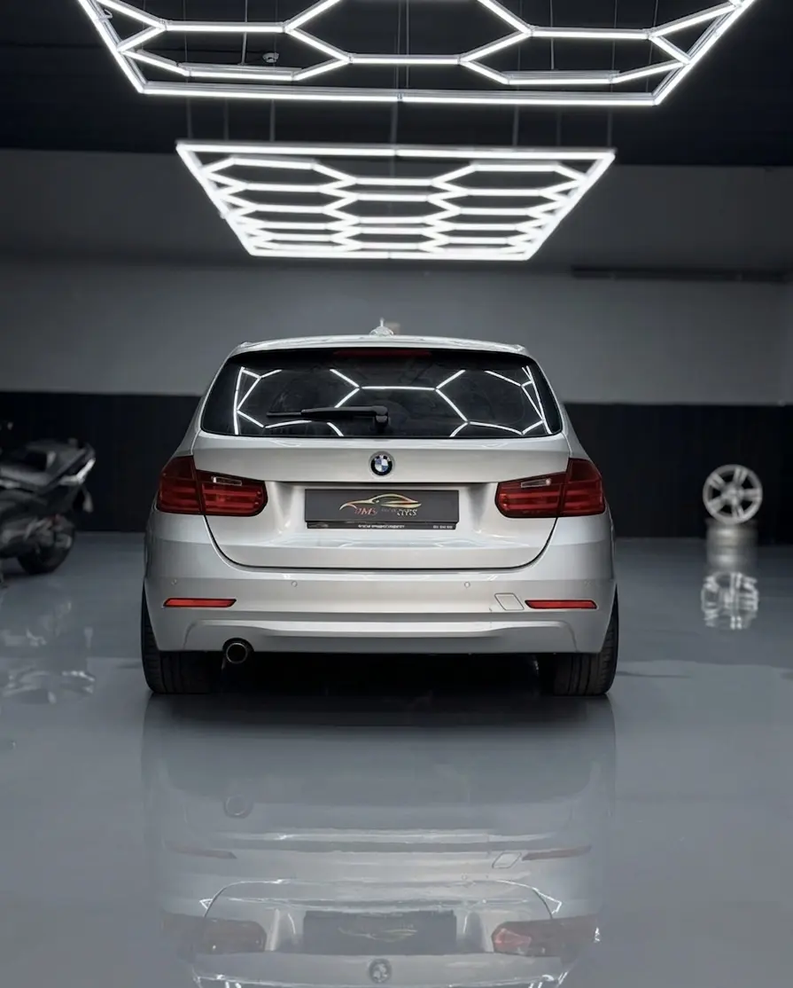 BMW 318 d Aut. 5