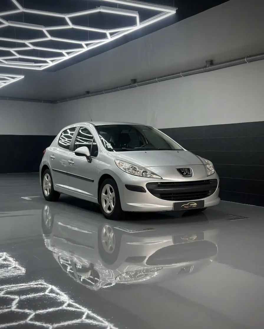 Peugeot 207 1.4 HDi Premium 3