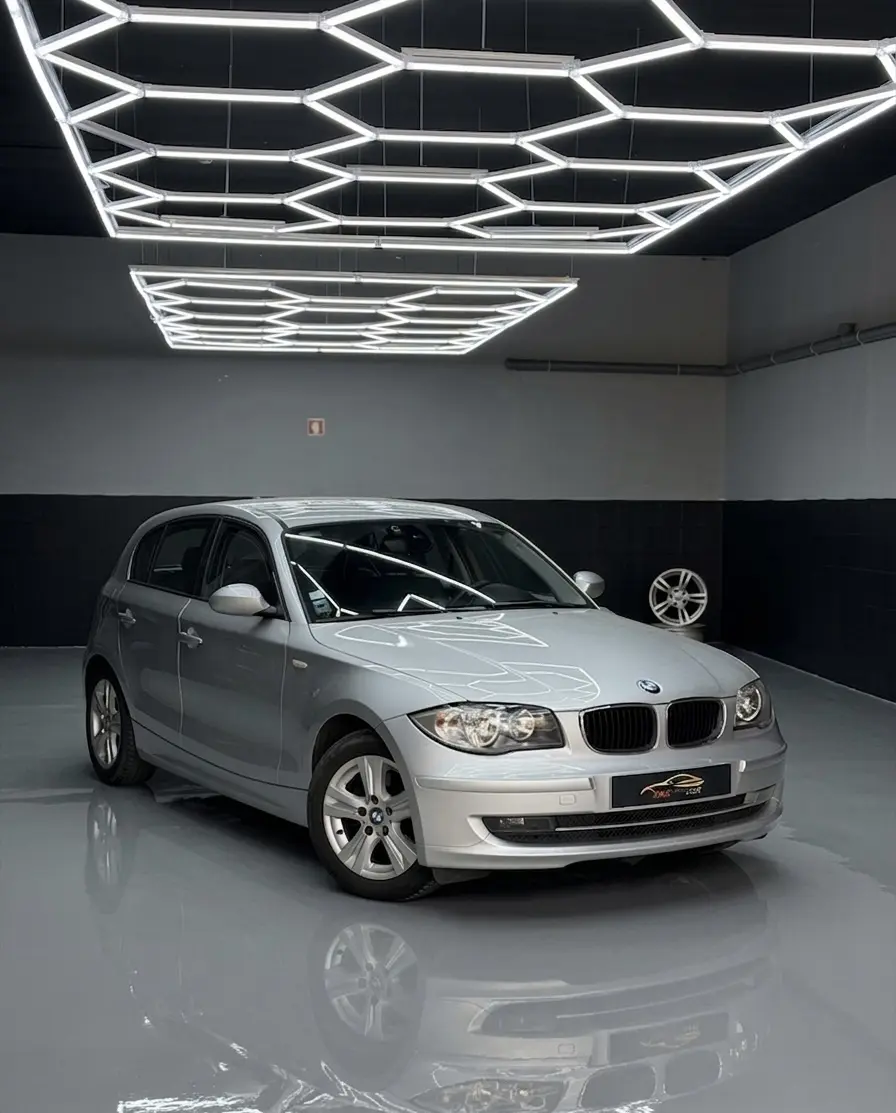 BMW 118 d Line Sport 1