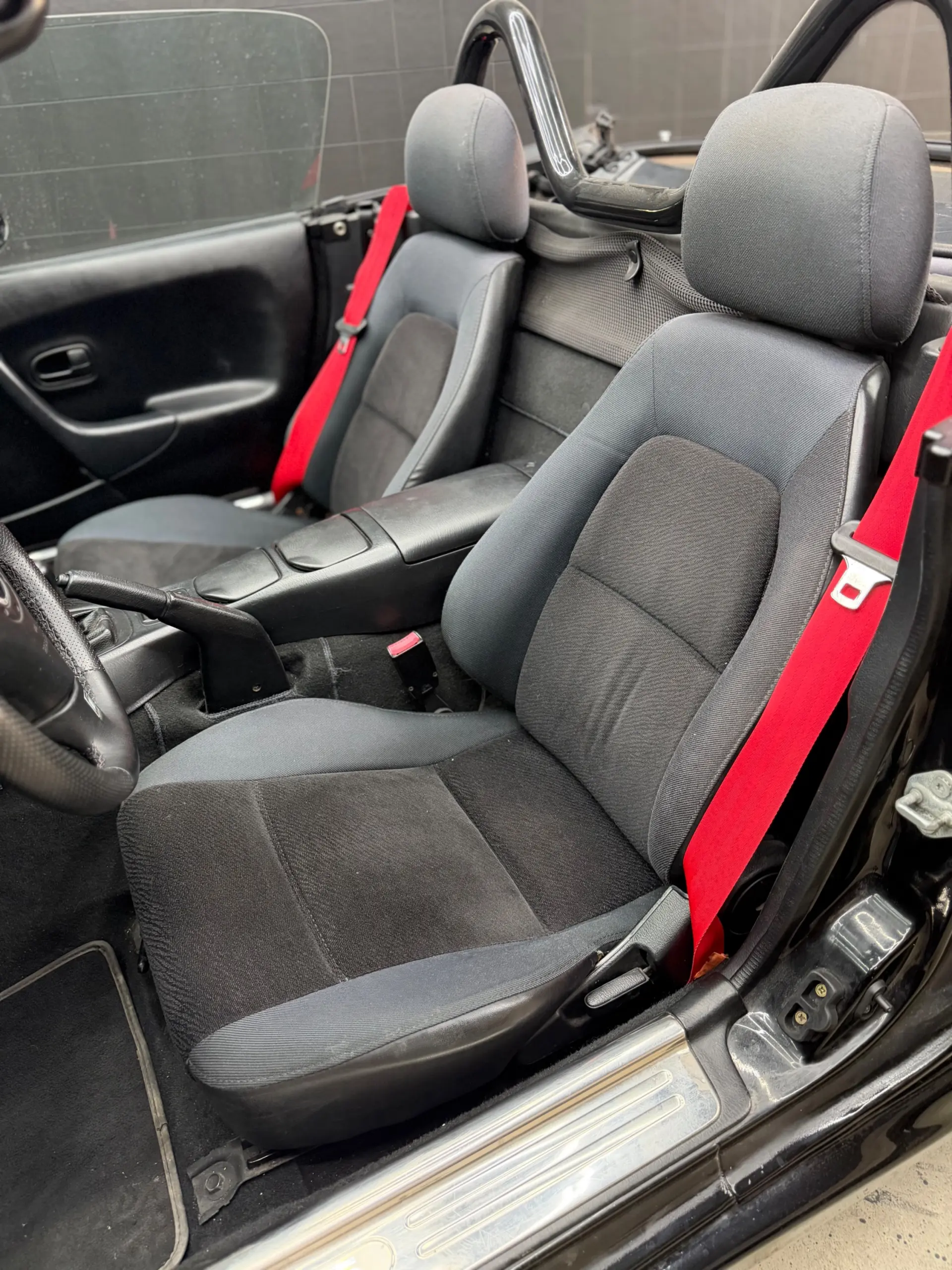 Mazda MX-5 1.6i 16V 9