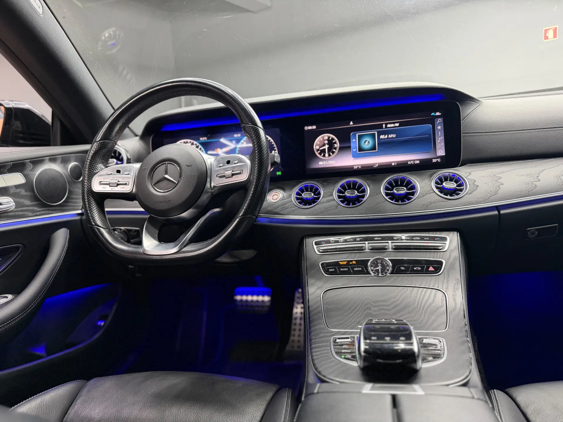 Mercedes-Benz E 300 d AMG Line Aut. 11