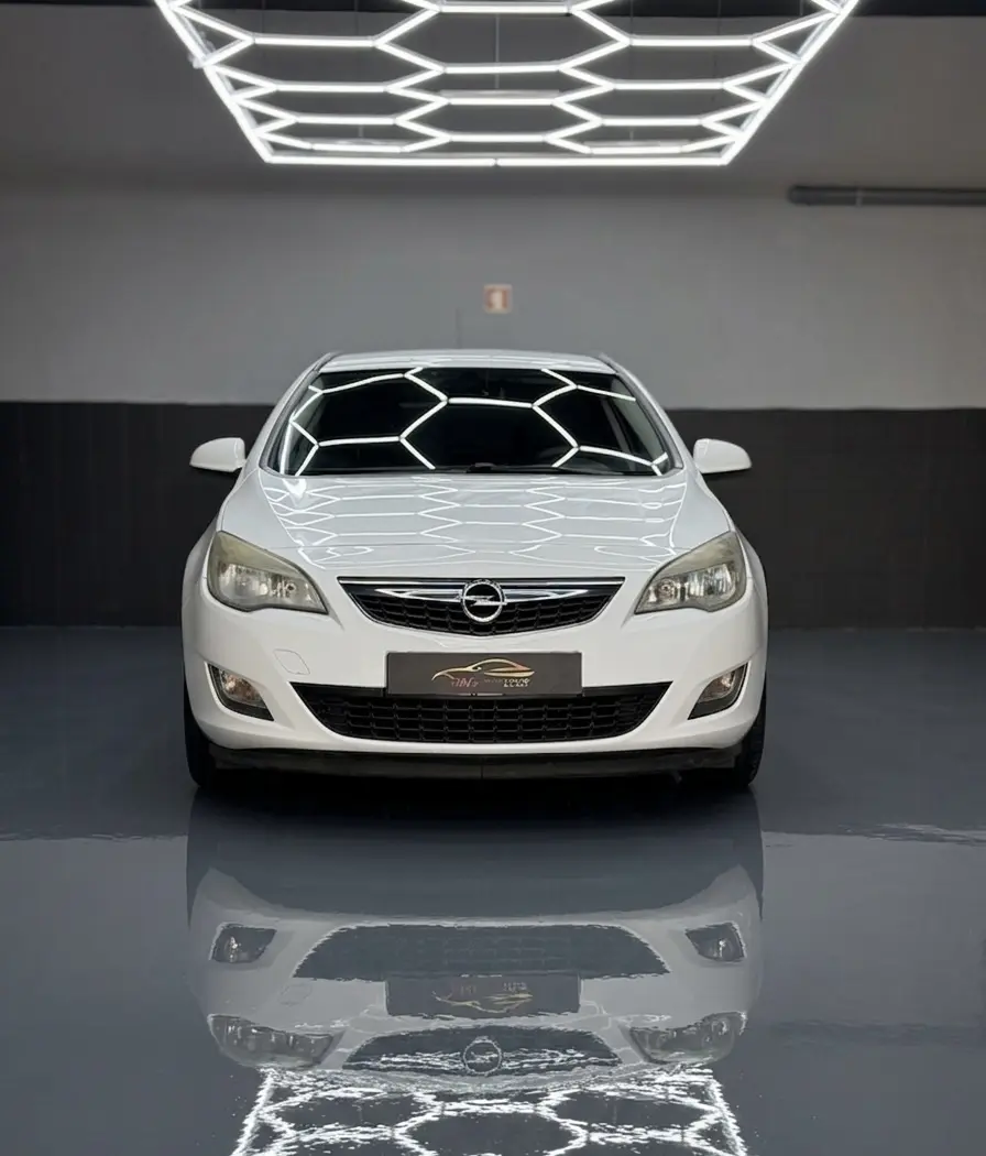 Opel Astra Sports Tourer 1.3 CDTI DPF Sports Tourer Edition 3