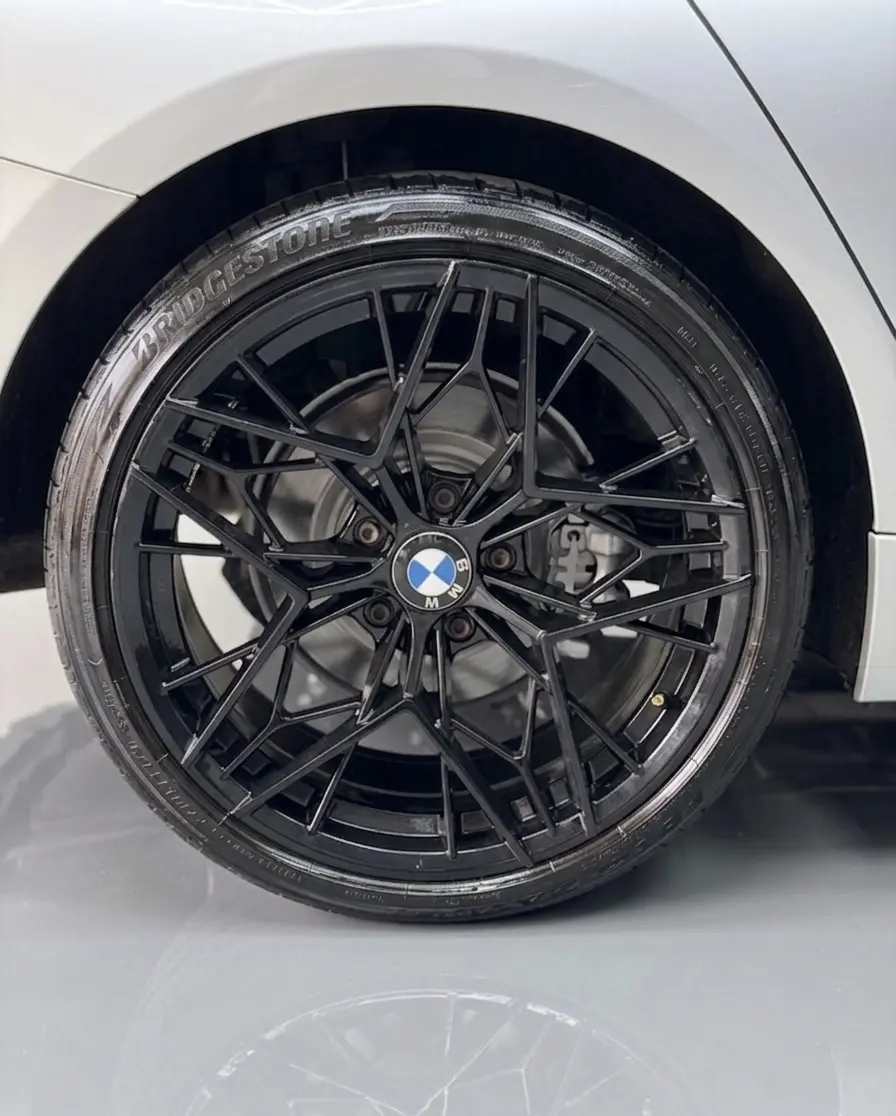 BMW 318 d Aut. 8
