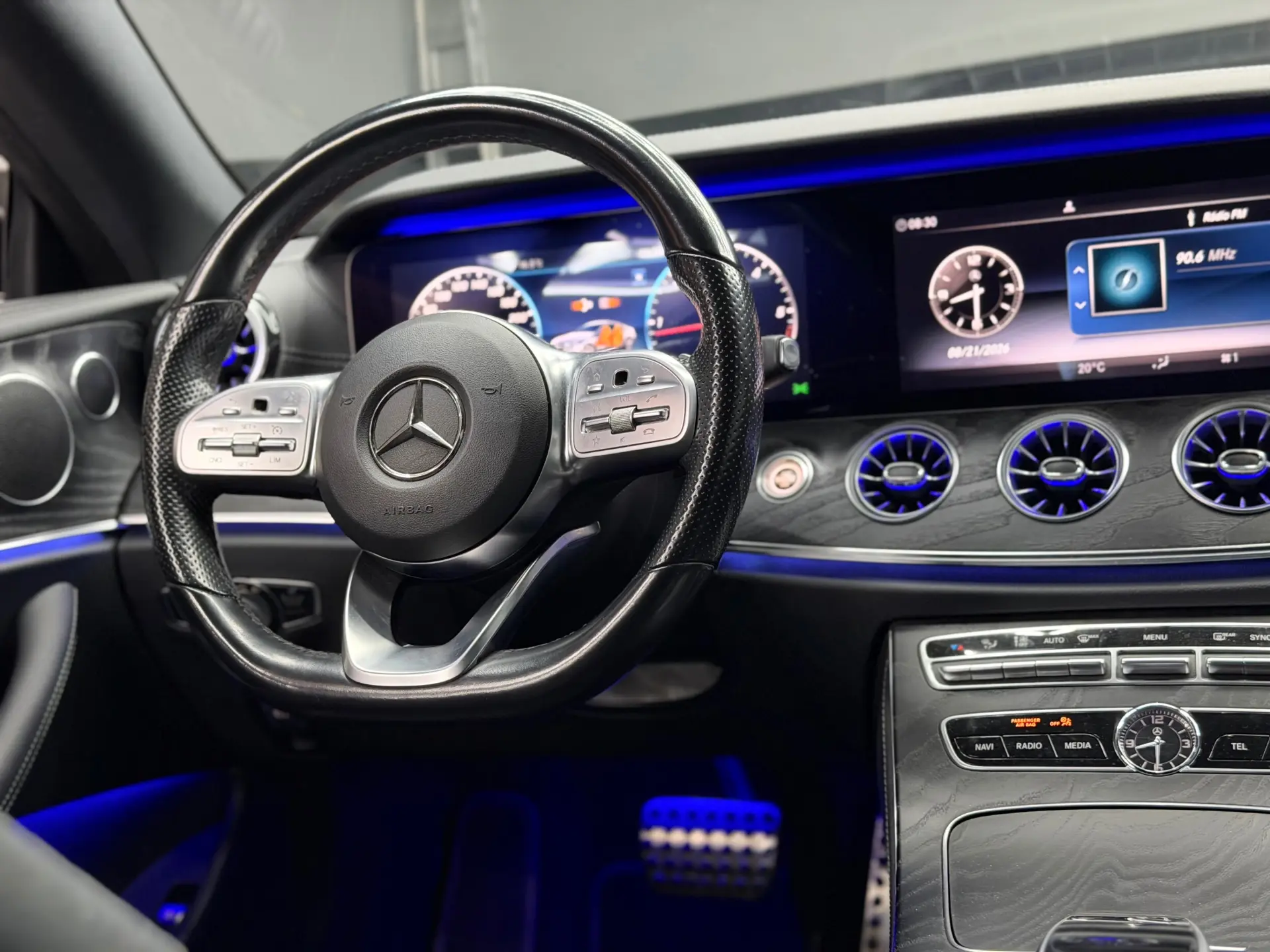 Mercedes-Benz E 300 d AMG Line Aut. 9