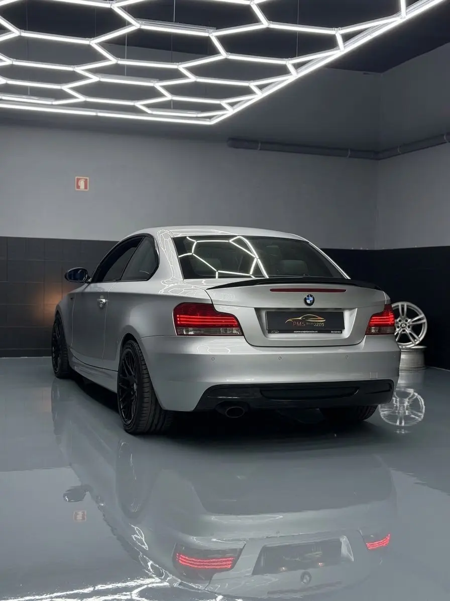 BMW 123 d Limited Edition Lifestyle c/ M Sport Pack 6