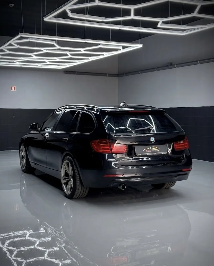 BMW 320 d 6