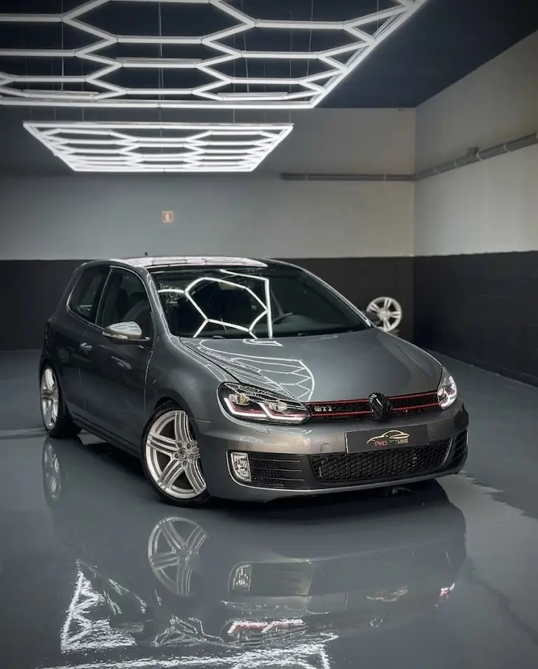 Volkswagen Golf 2.0 GTI DSG 1