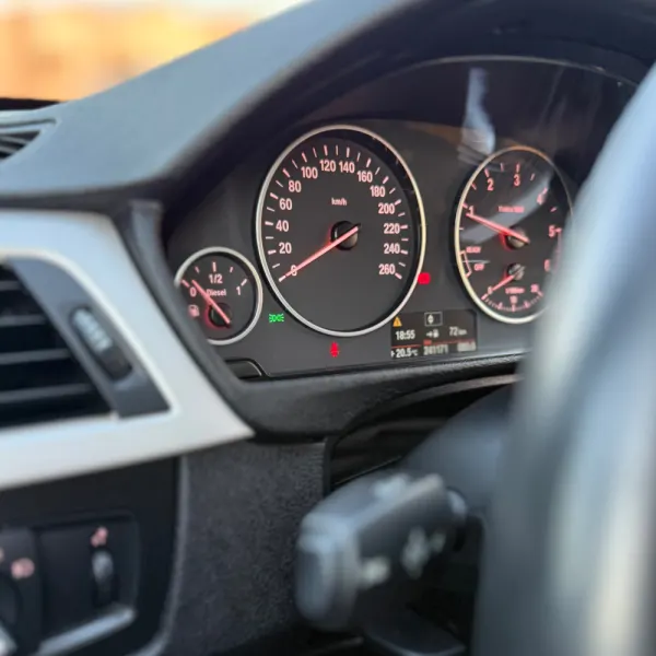 BMW 318 d Touring Line Modern 7