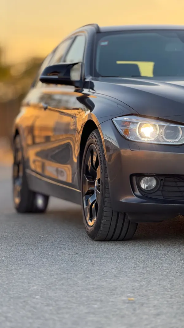 BMW 318 d Touring Line Modern 4