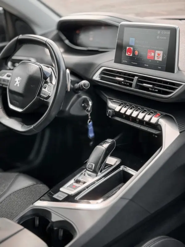 Peugeot 5008 1.5 BlueHDi GT Line EAT8 8