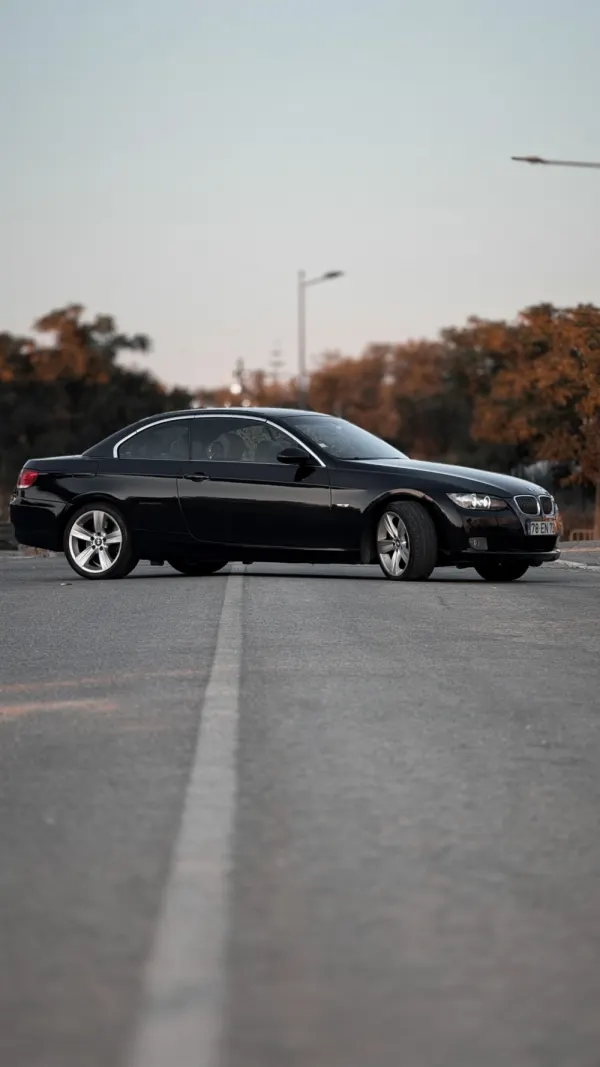 BMW 330 E93 Cabrio 6